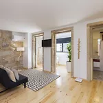 Διαμέρισμα Local