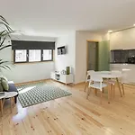 Διαμέρισμα Local