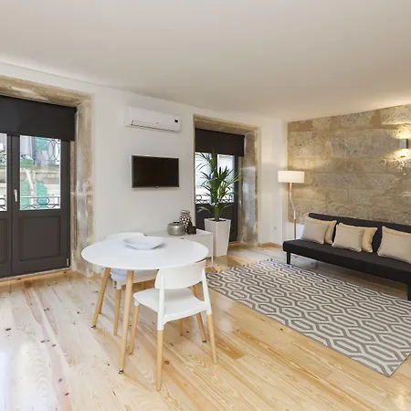 オポルト ローカル スタジオズ