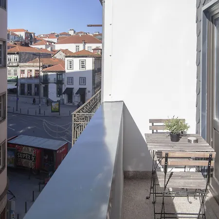 オポルト ローカル スタジオズ アパート *