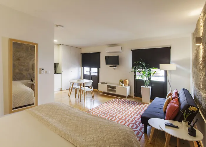 Local Apartment Porto